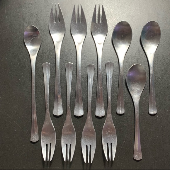 Supreme Cutlery Towle TWS61 Satin Stainless Japan Mid Century MCM Sleek Modern - Picture 4 of 8